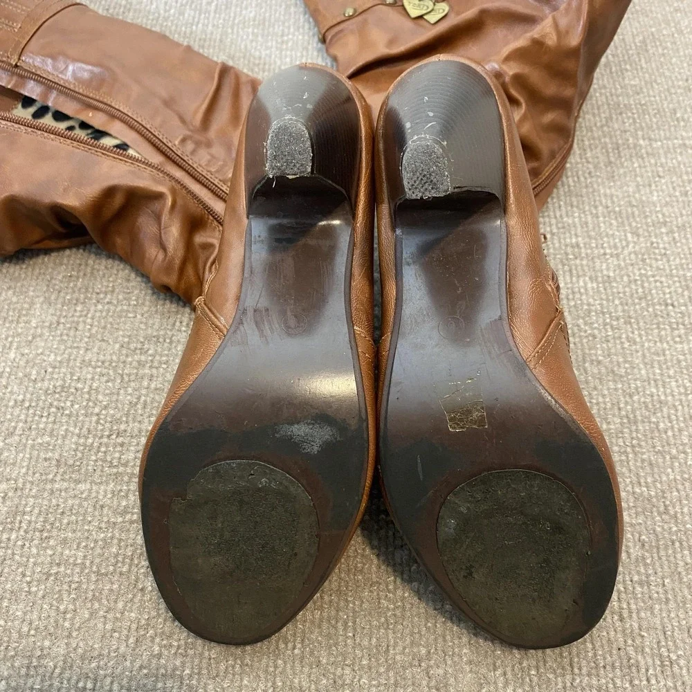 Yoki Cameron Boots Womens Size 8 Brown Faux Leather Mid Calf Cone Heel Buckle - Picture 10 of 11